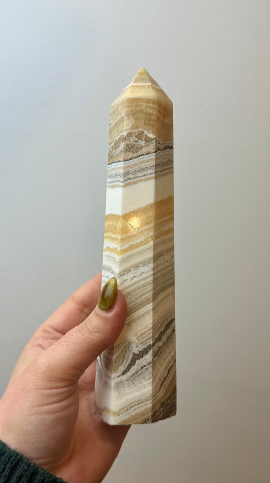 Dendritic orange calcite tower