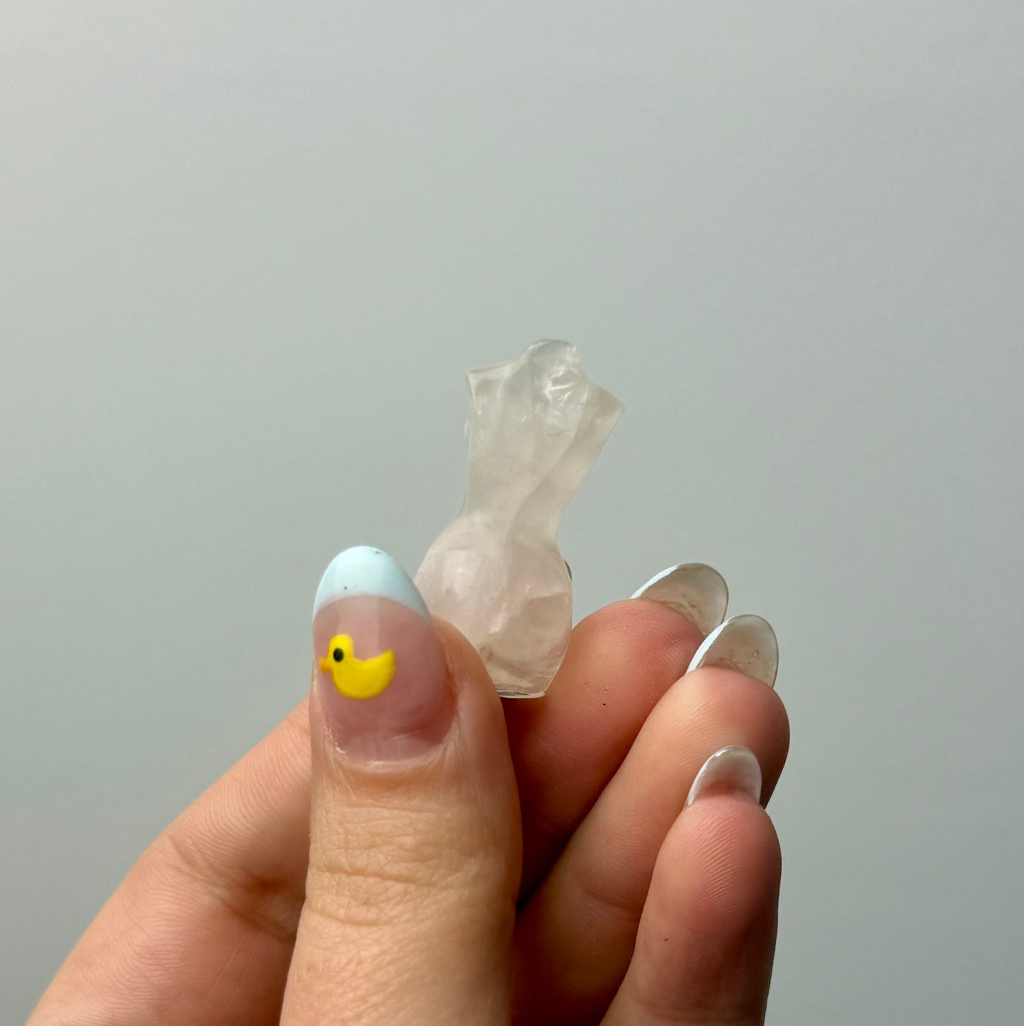 Quartz woman body carving