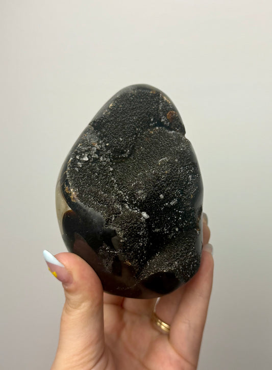 Septarian freeform