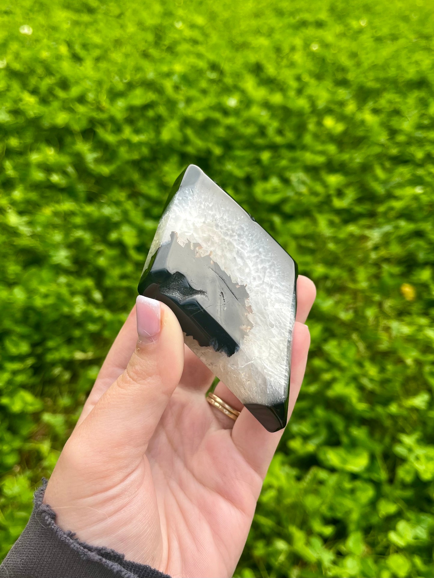 Black agate diamond