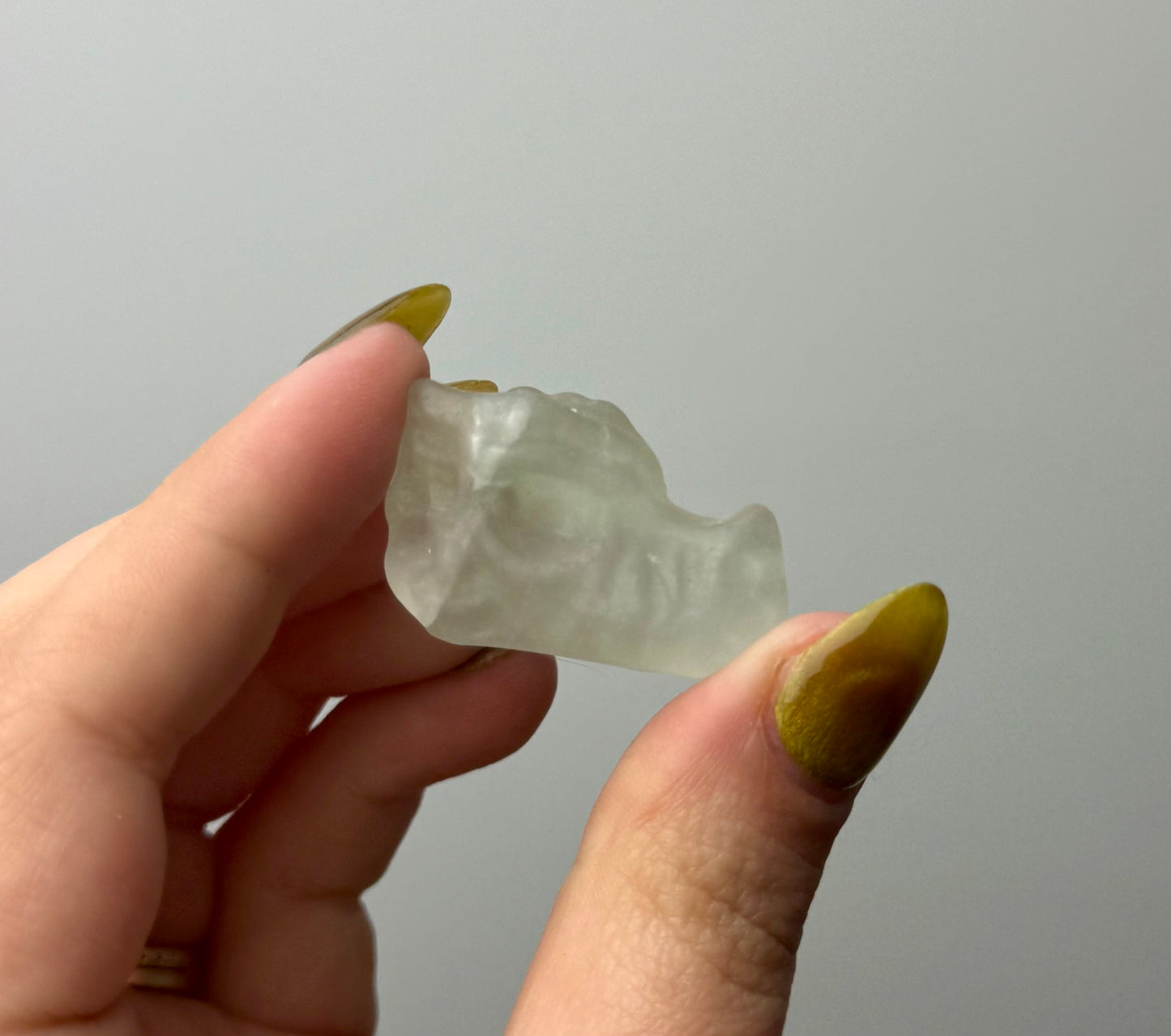 Fluorite dragon head carving