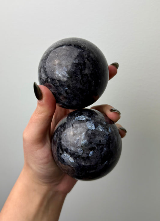 Larvikite spheres