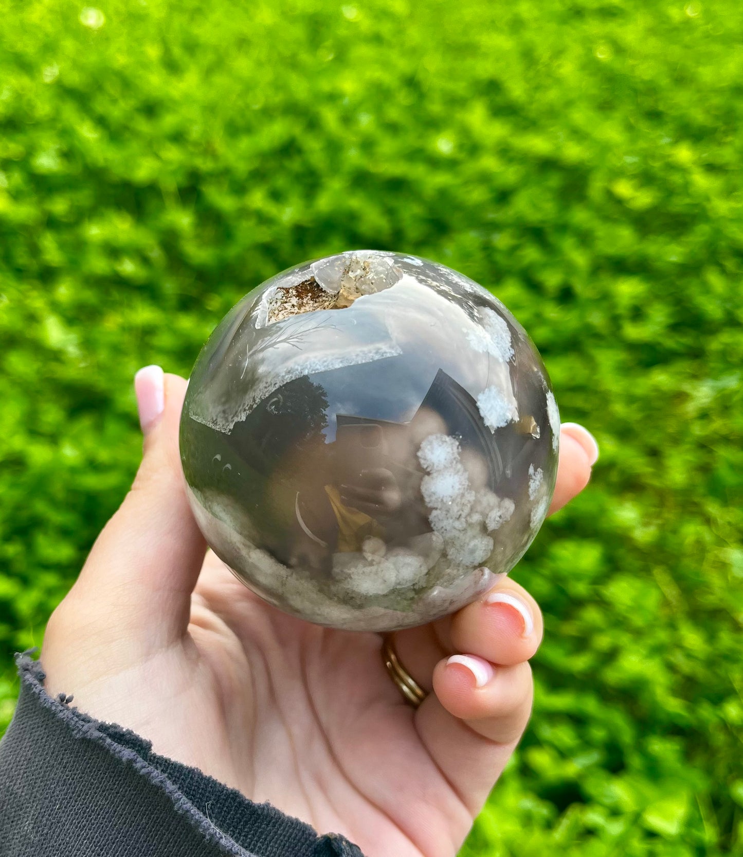 Black flower agate sphere