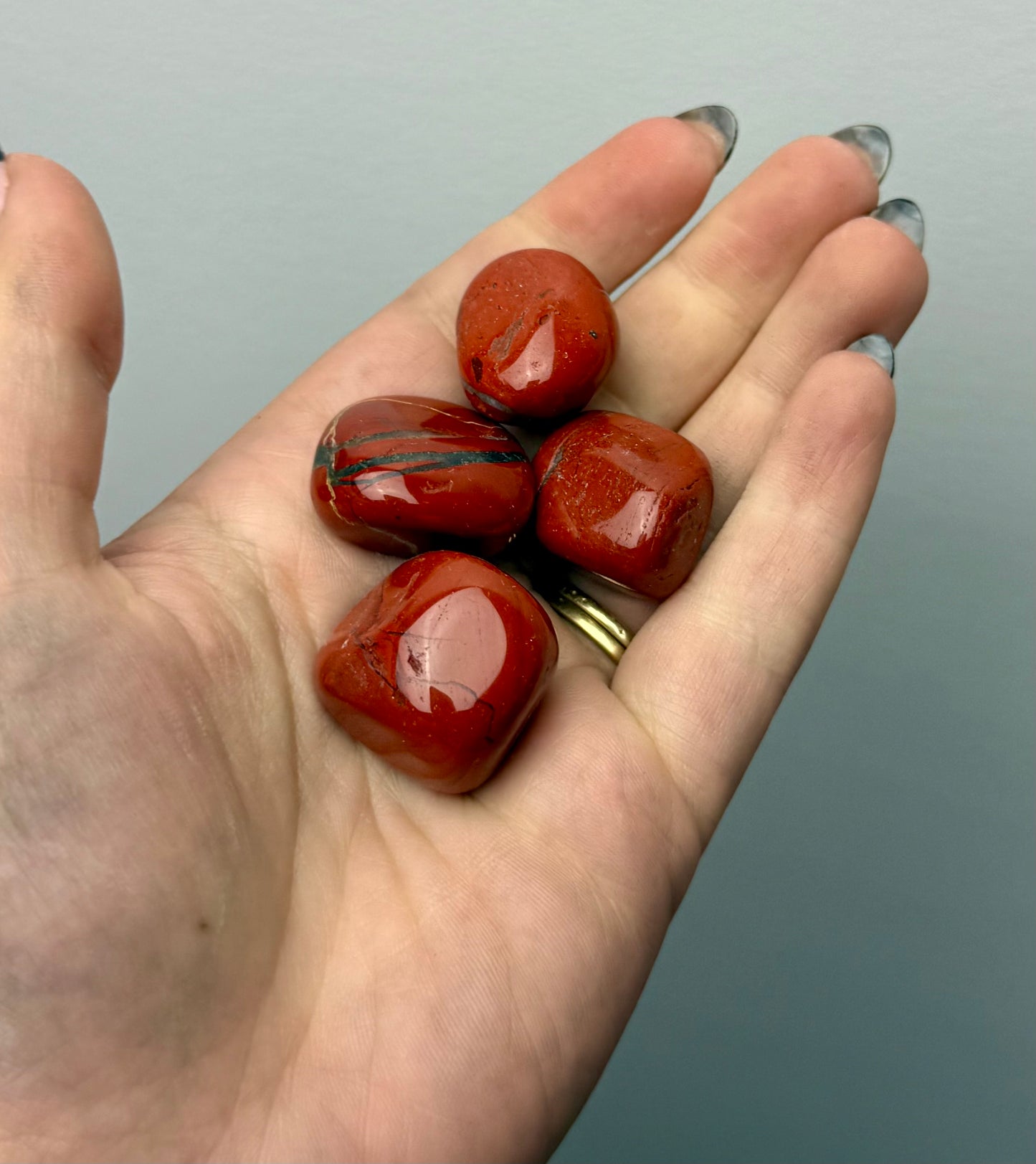 Red jasper tumbles