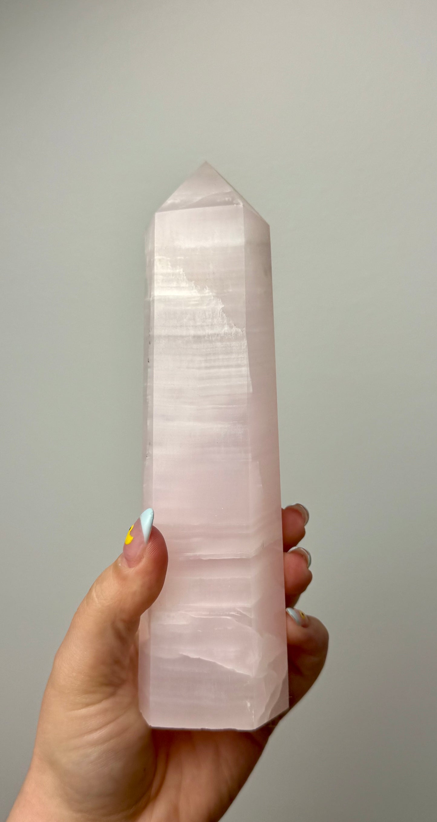 Mangano “pink” calcite tower