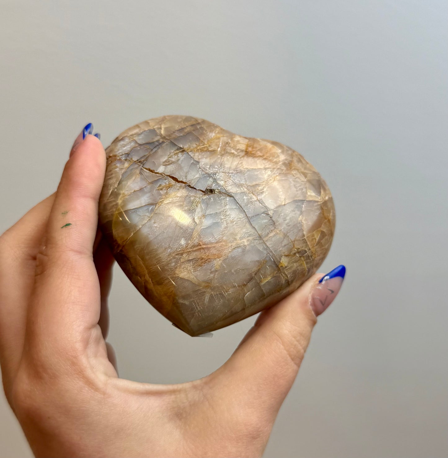 Peach moonstone heart carving