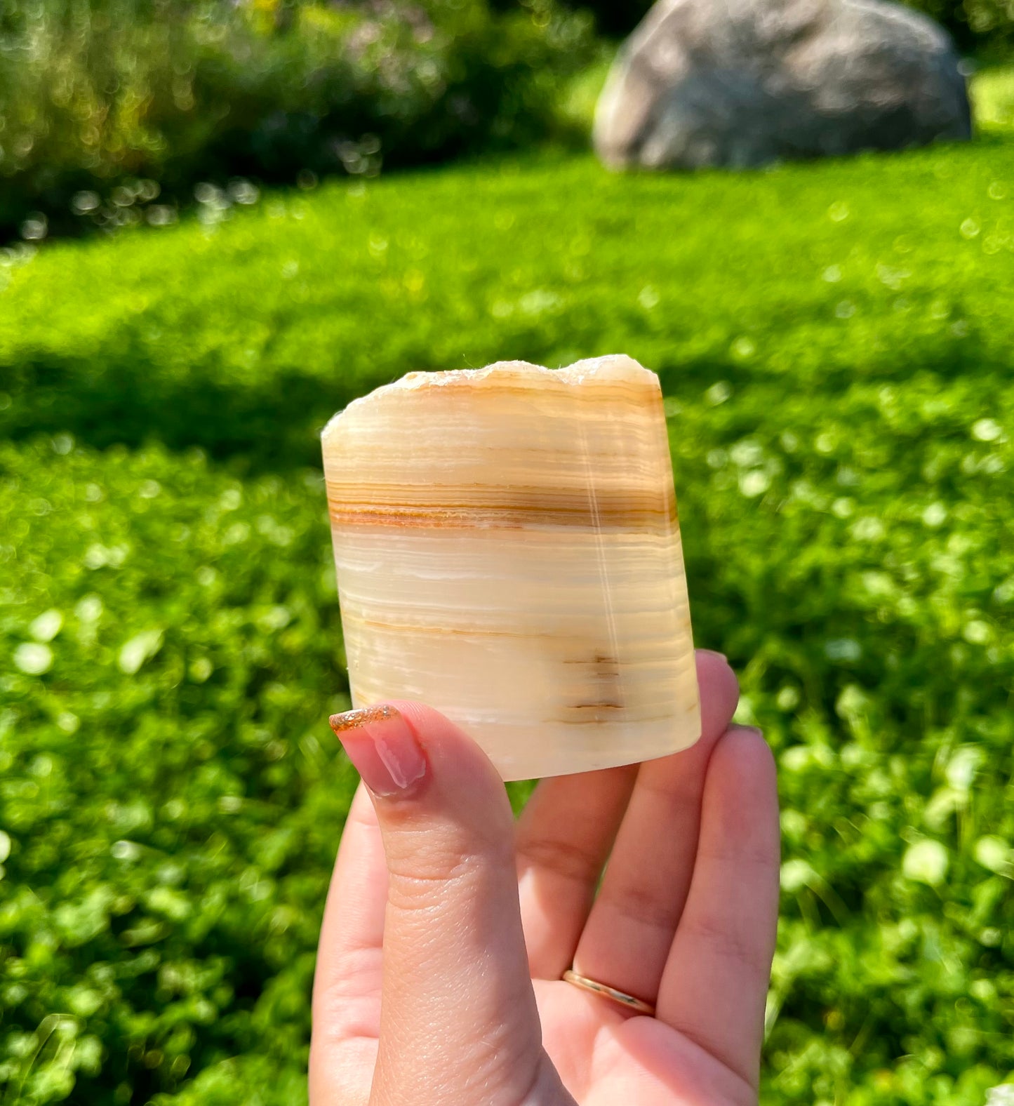 Green onyx cylinder