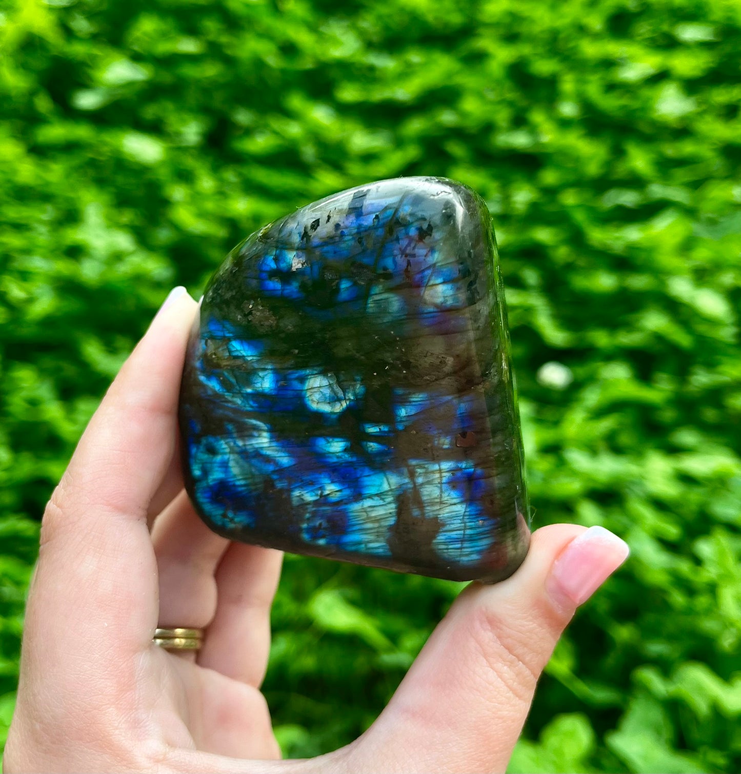 Labradorite freeform