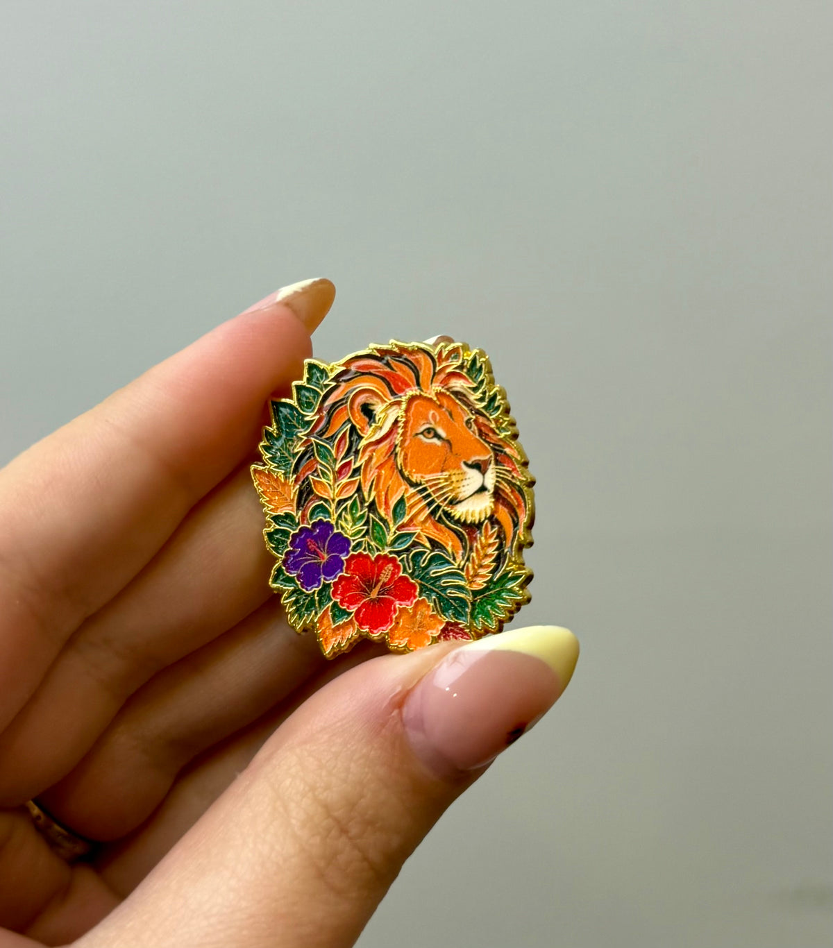 Lion enamel pin