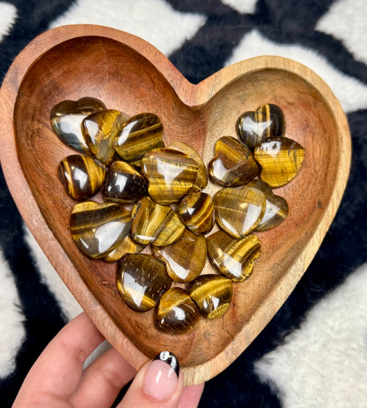 Tigers eye heart carvings
