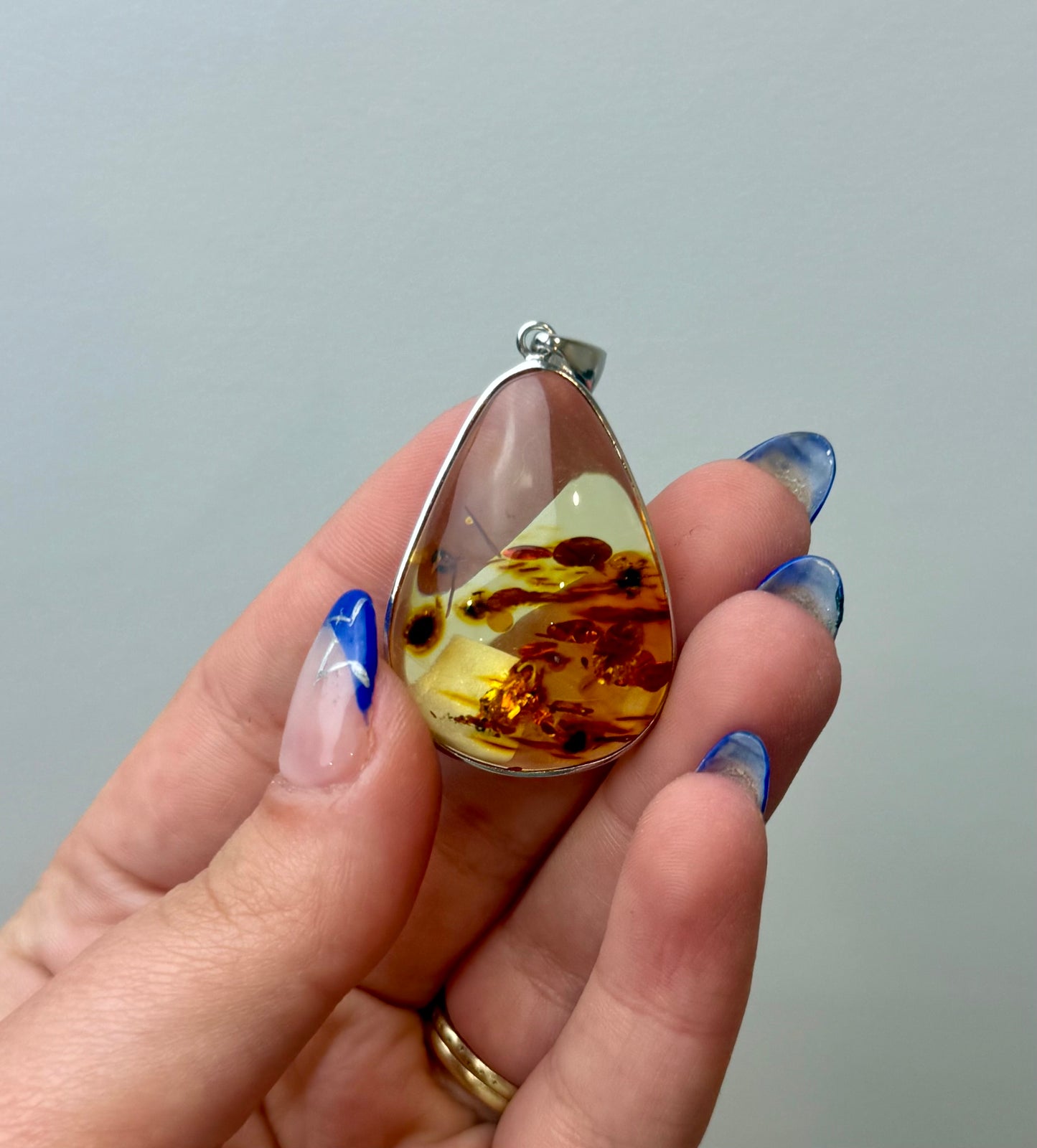 S925 Baltic amber pendant ￼