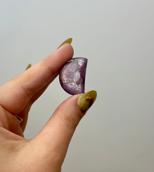 Gem lepidolite/purple mica moon carving