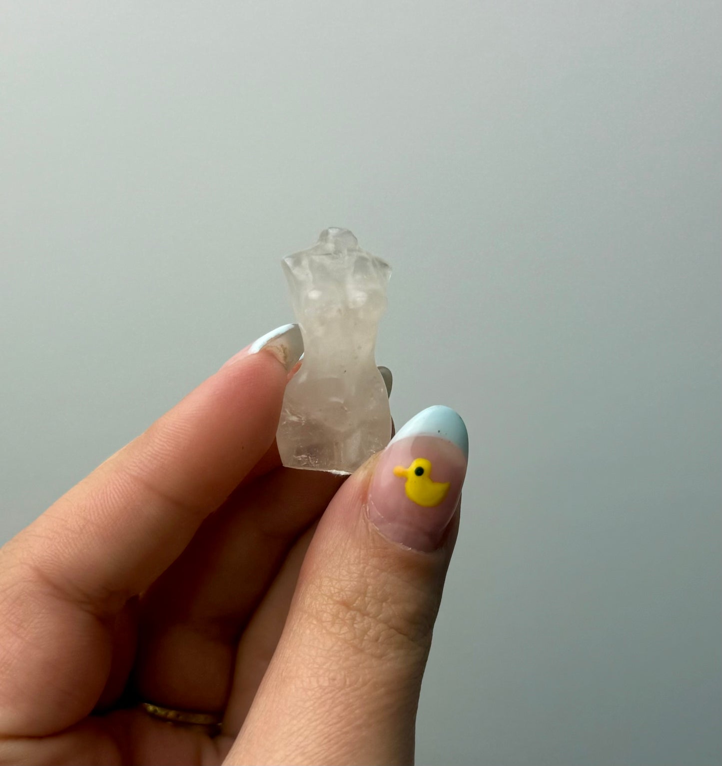 Quartz woman body carving