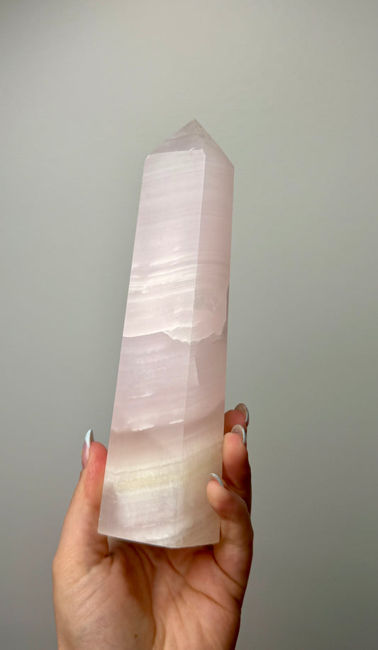 Mangano “pink” calcite tower