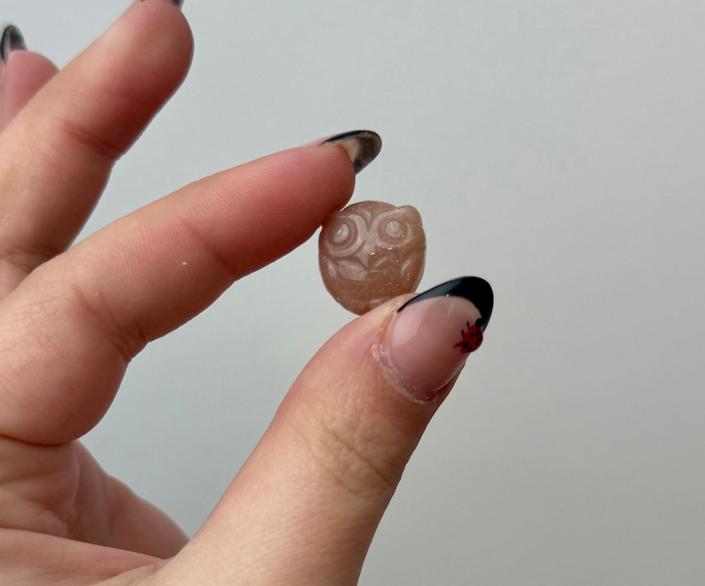 Peach moonstone mini owl carvings