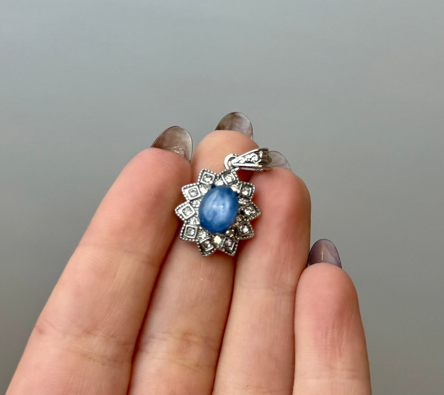 Blue kyanite pendant