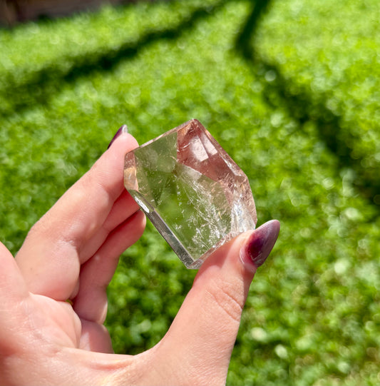 Light smoky Quartz freeform