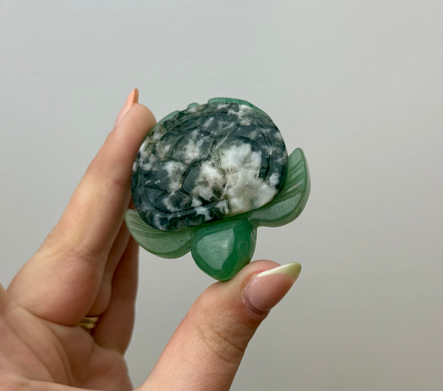 Moss agate green aventurine turtle carving