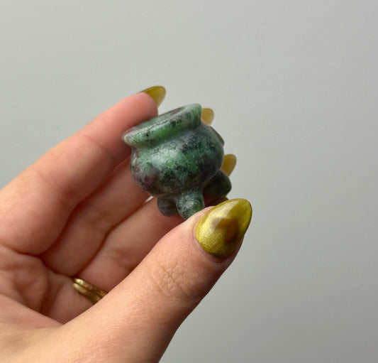 Zoisite cauldron carving