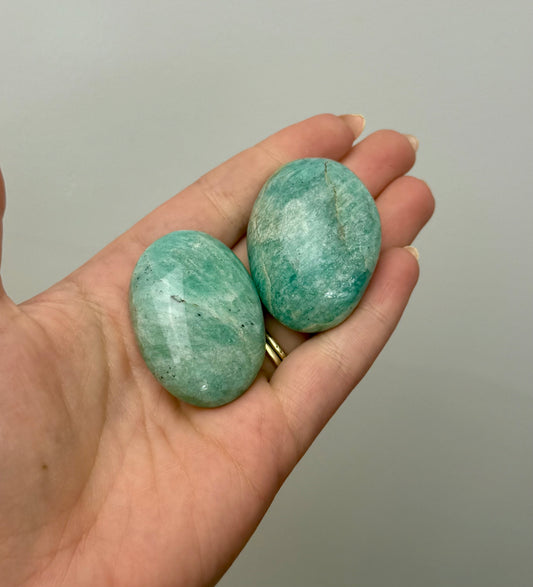 Amazonite palm stones