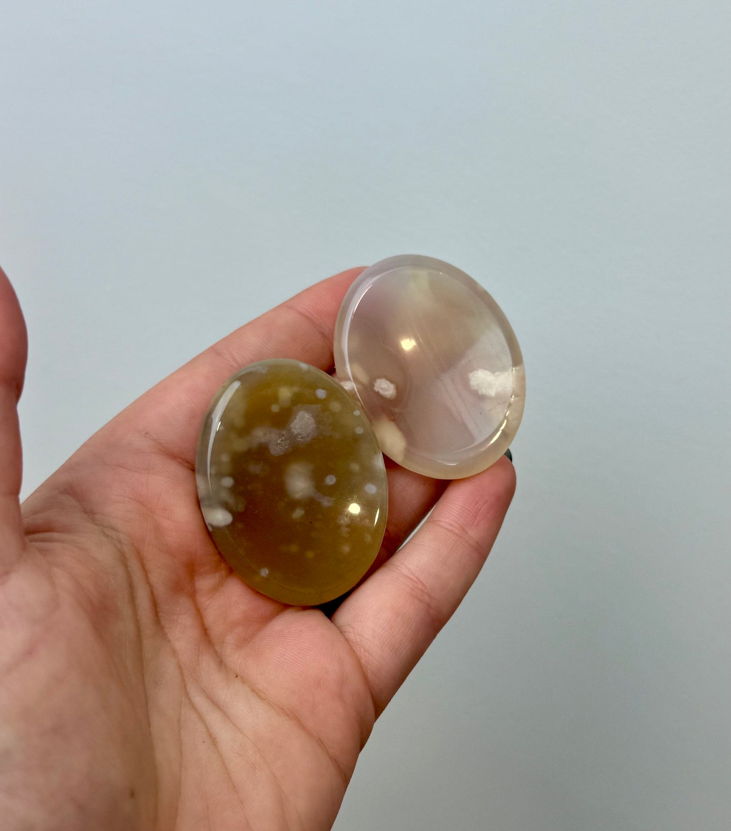 Flower agate worry stones