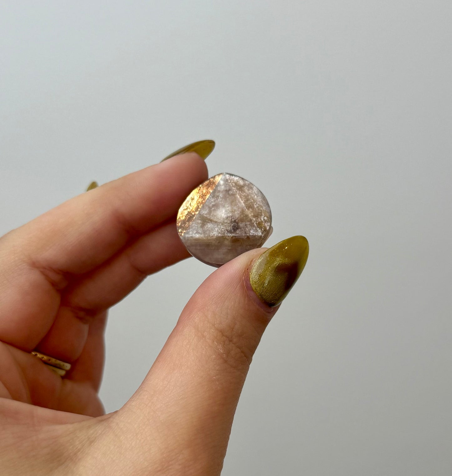 Gem lepidolite/purple mica carving