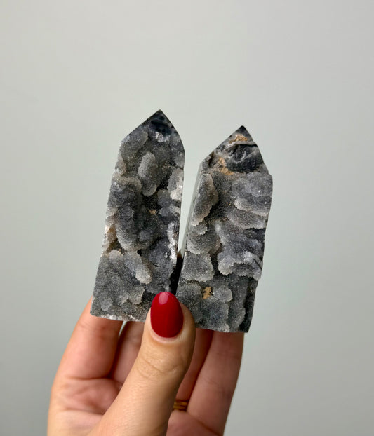 Chalcedony half raw towers