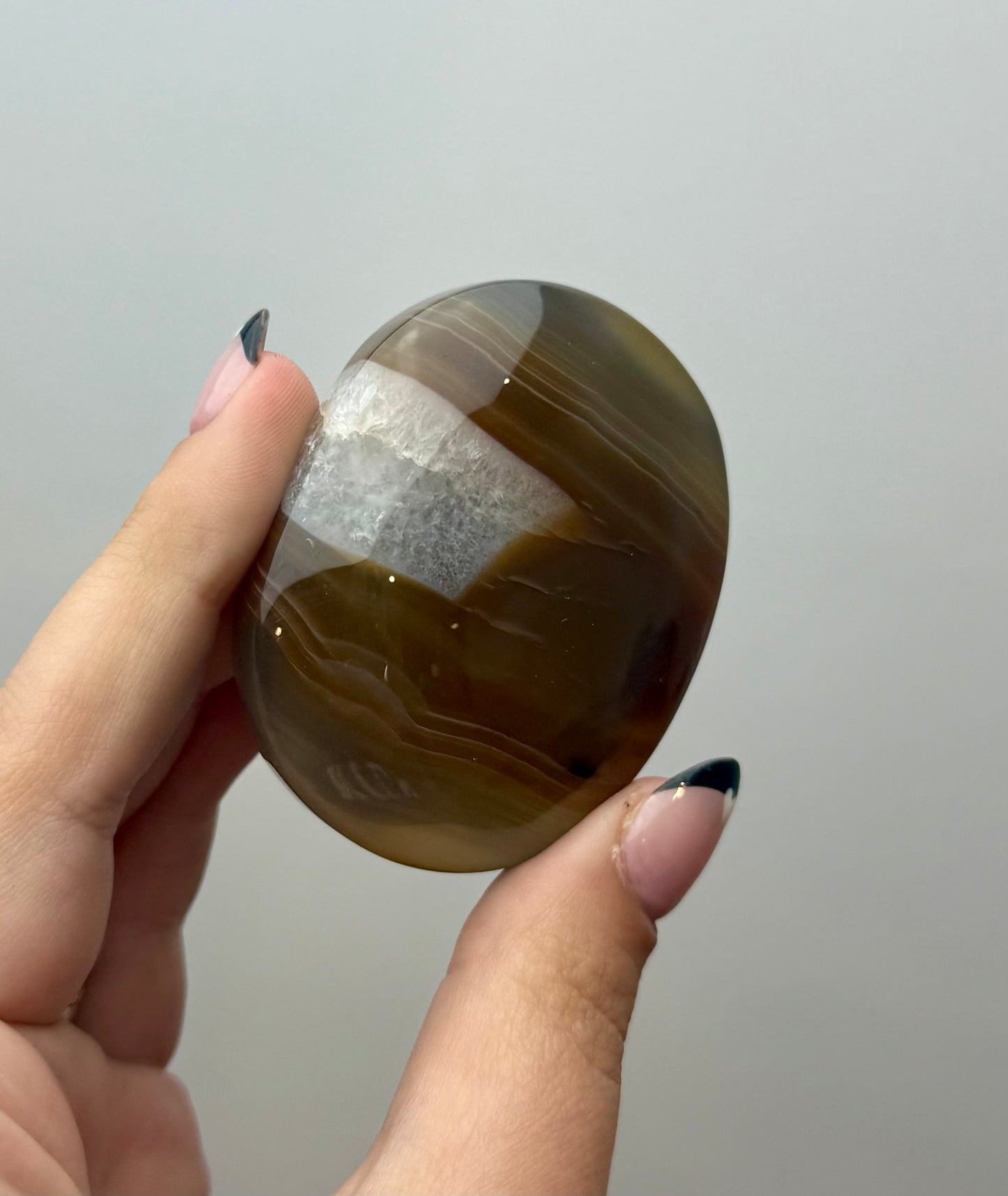 Carnelian palm stone