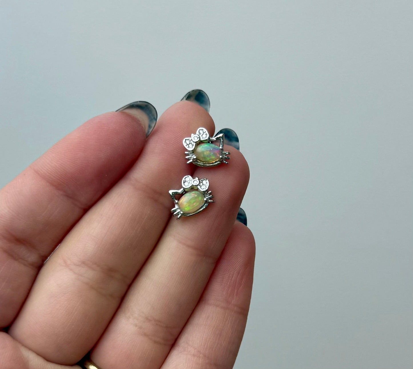 Hello kitty opal earrings