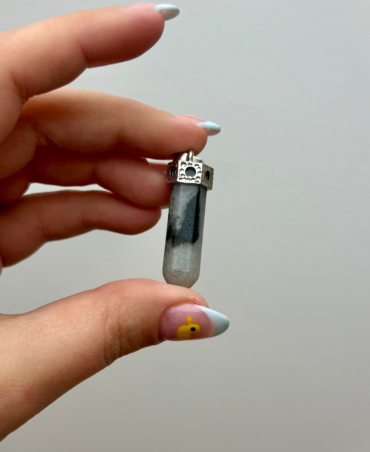 Labradorite pendant