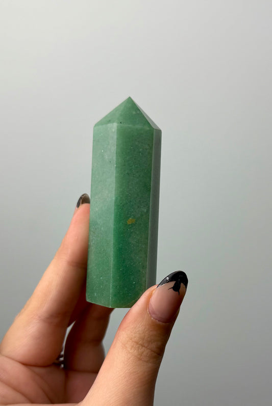 Green aventurine tower
