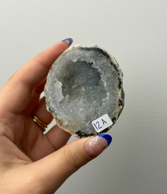 Quartz geode half A