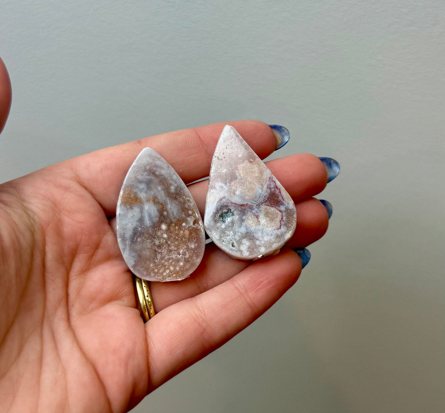Pink amethyst teardrop carvings