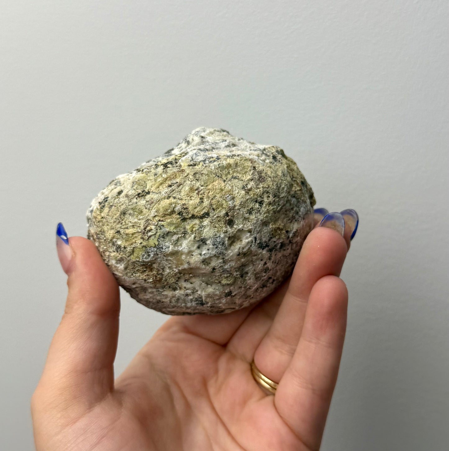Quartz geode half E