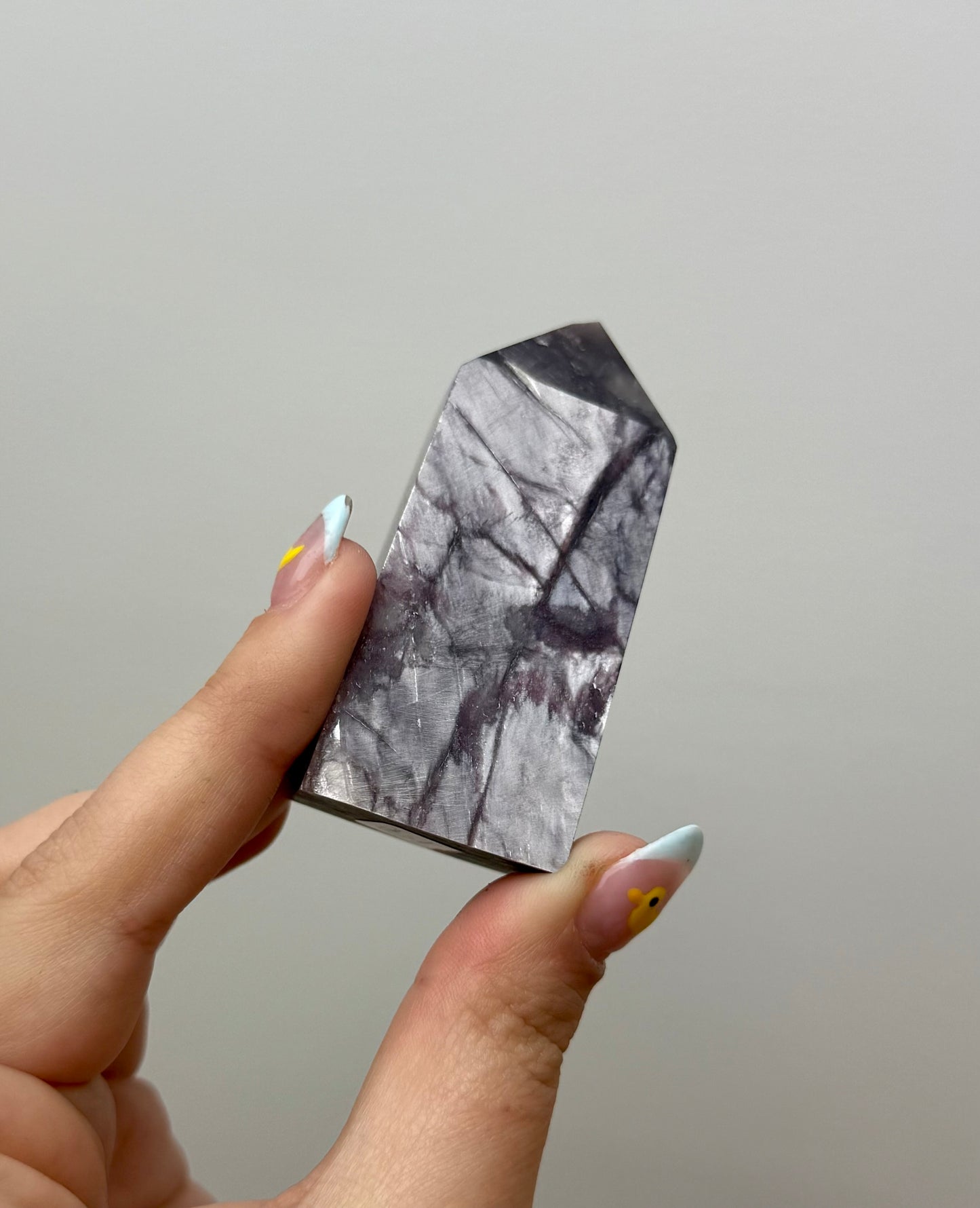 Purple mica/gem lepidolite tower