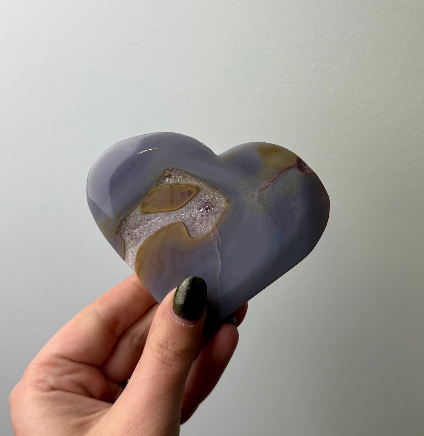 Amethyst agate heart carving
