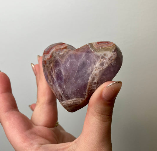 Amethyst agate heart carving