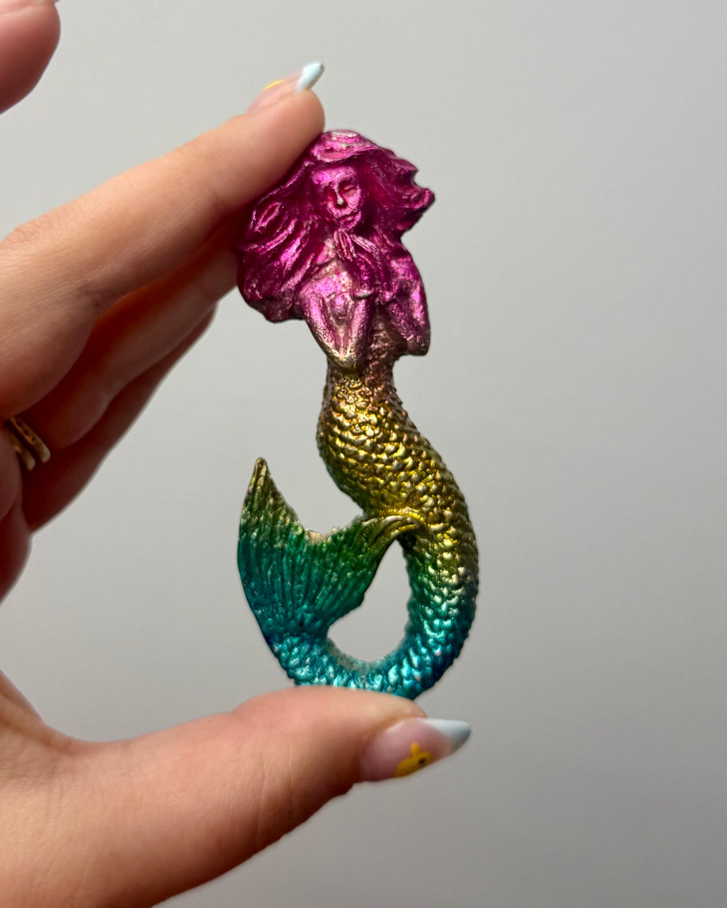 Bismuth mermaid carving