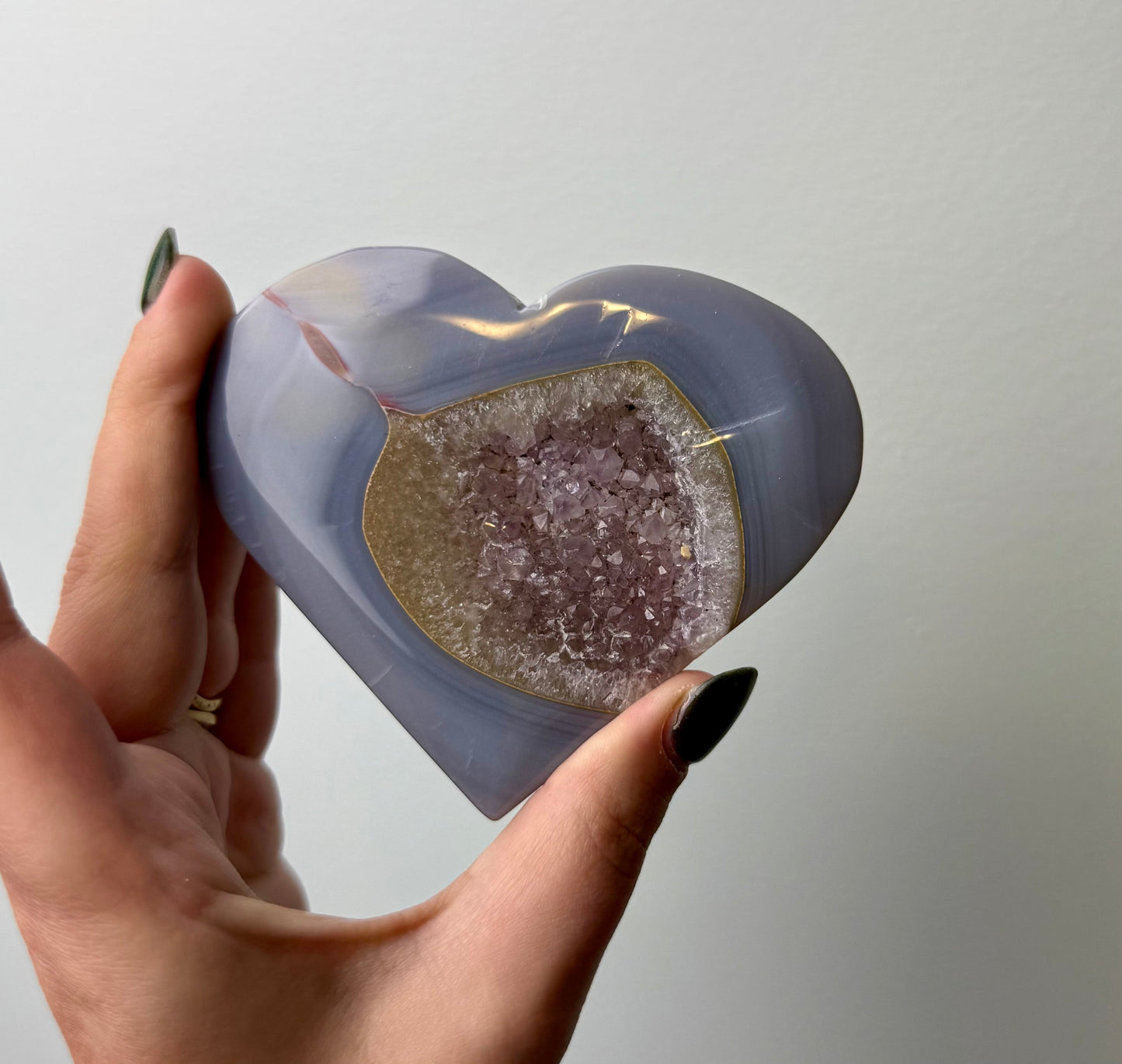 Amethyst agate heart carving