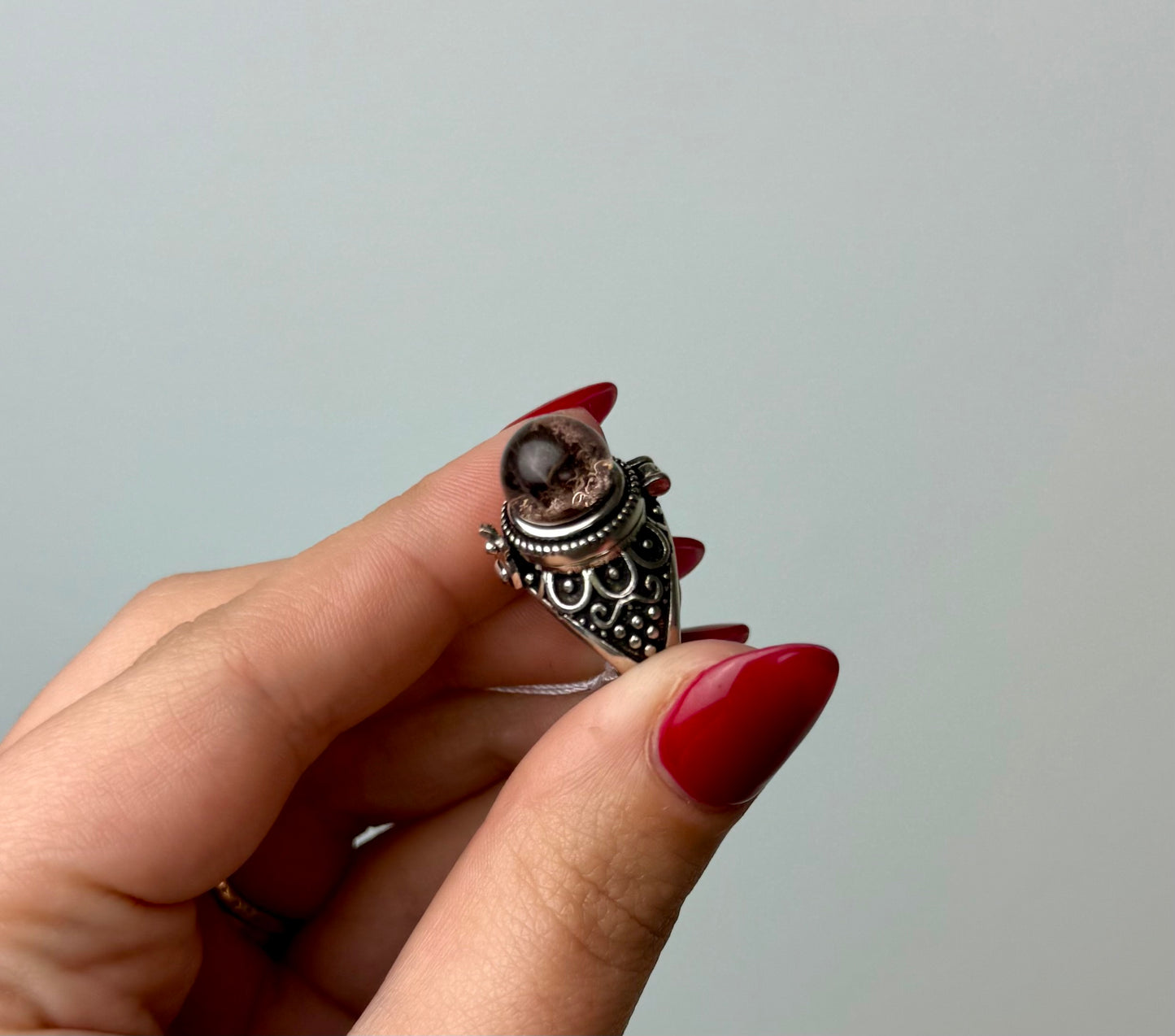 Garden Quartz locket adjustable ring