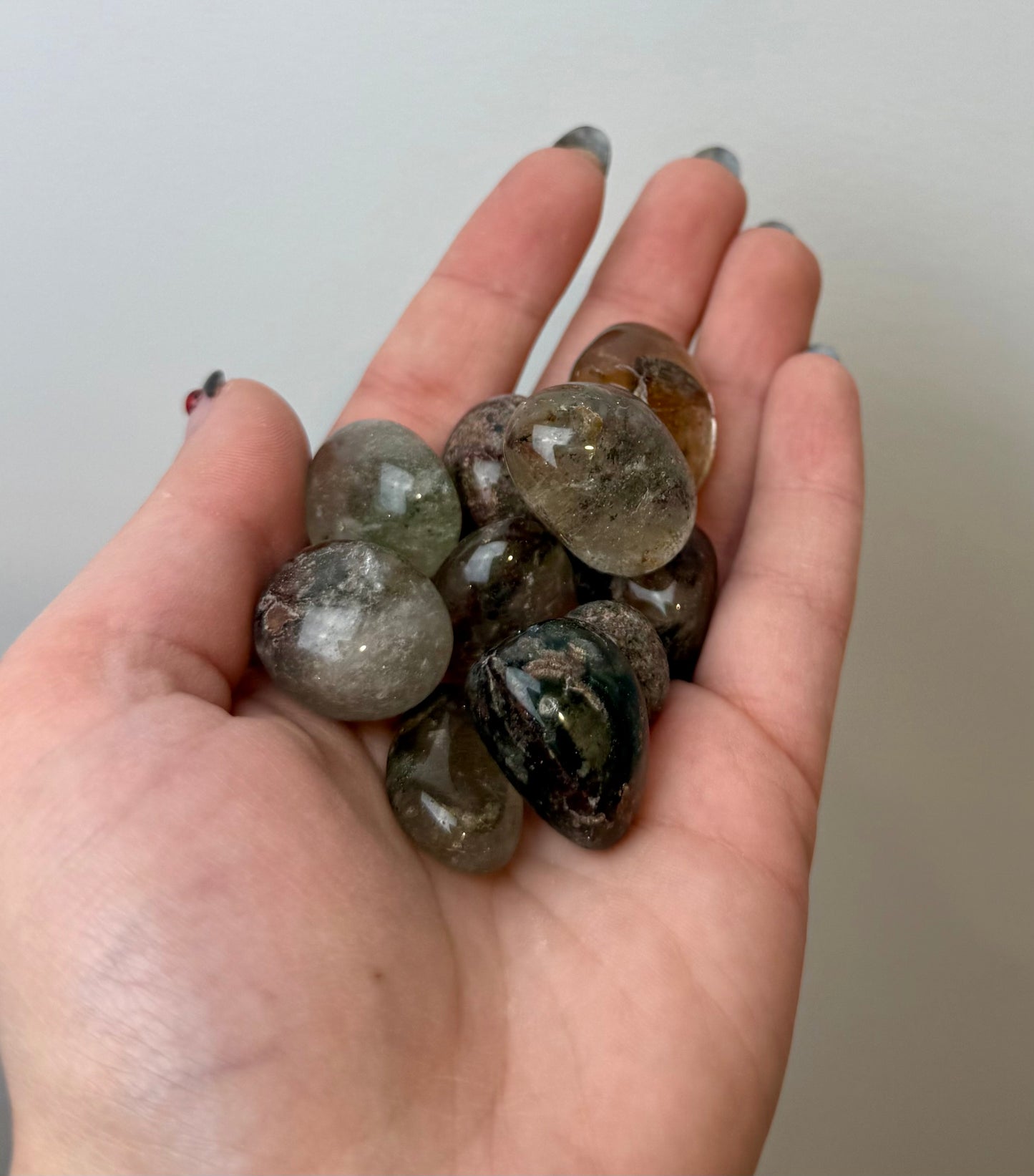 Garden quartz tumbles