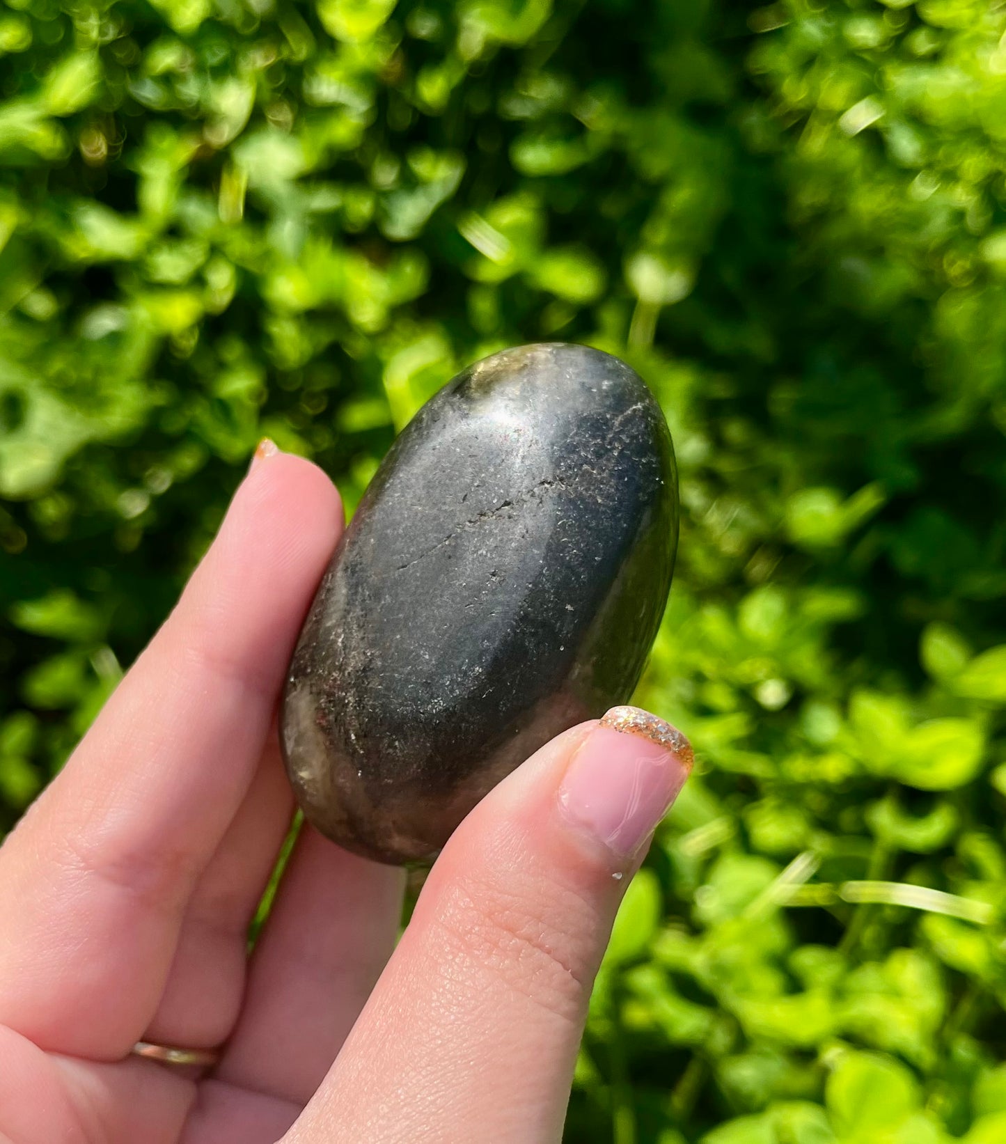 Labradorite palm stone