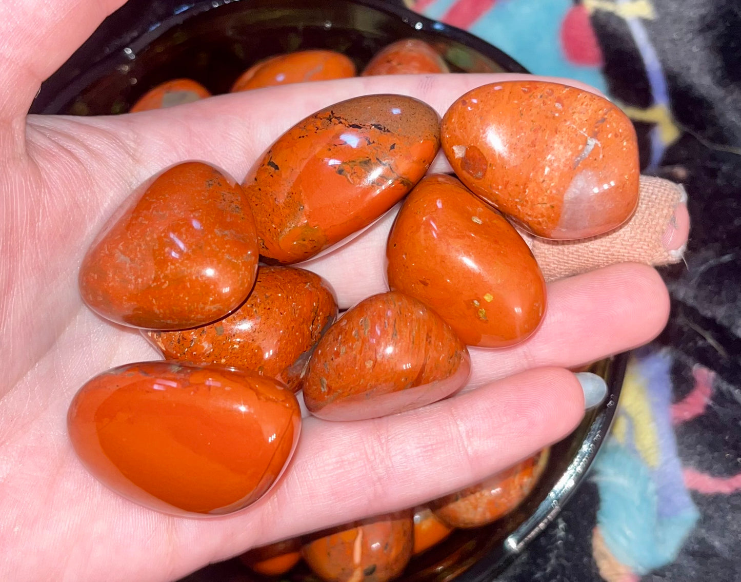 Red jasper tumbles