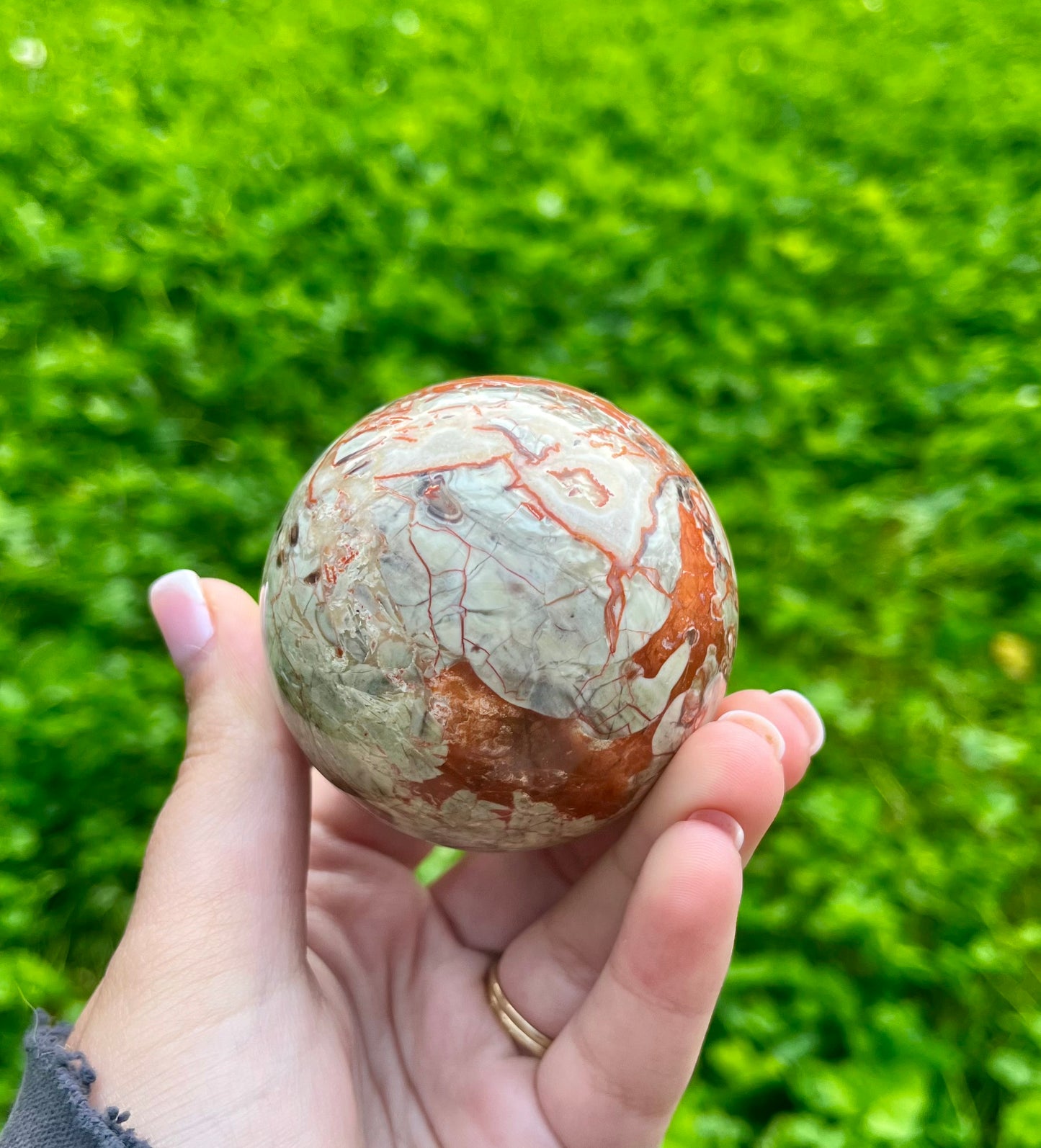 Money agate sphere