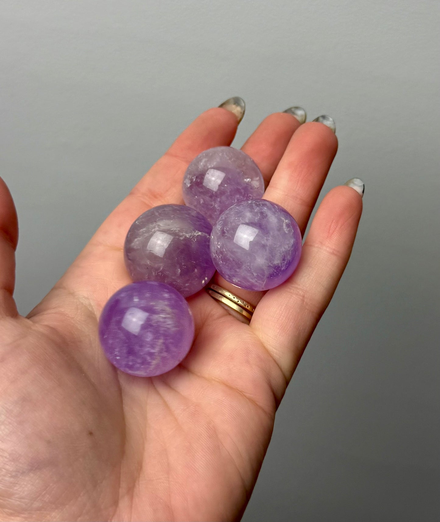 Amethyst small spheres