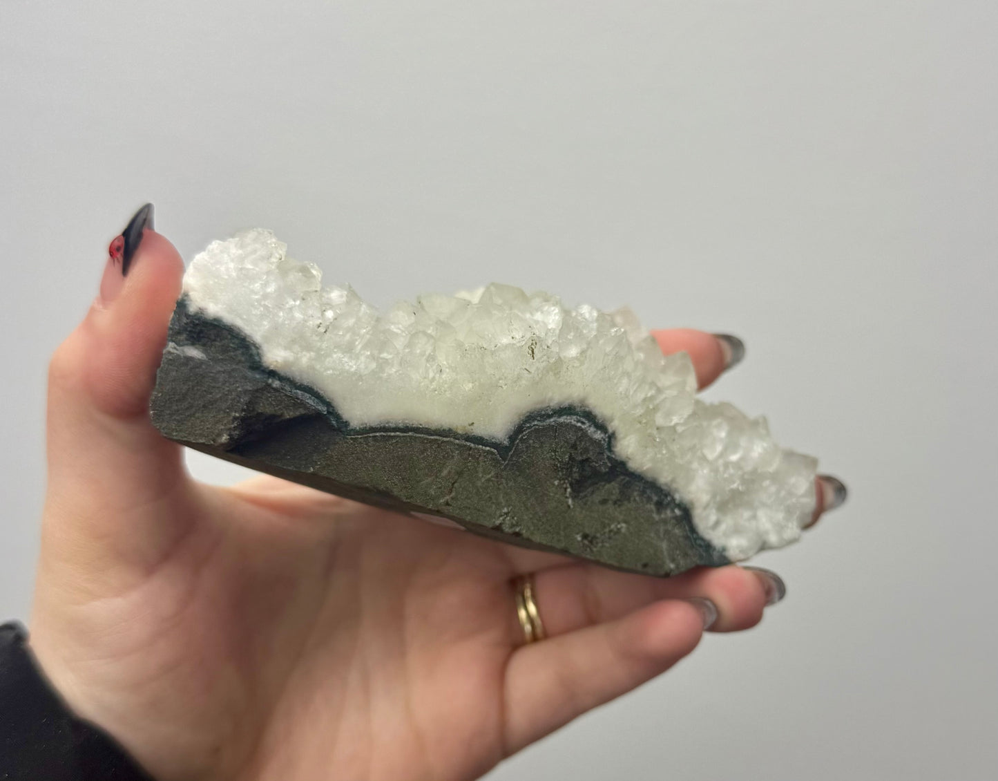 Apophyllite specimen