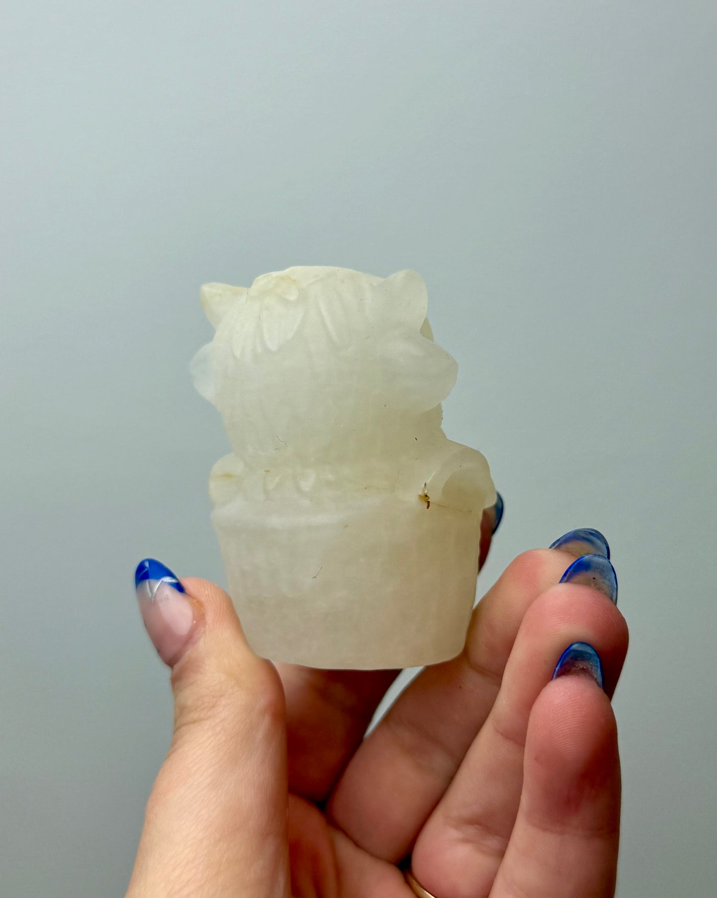 Quartz cow carving