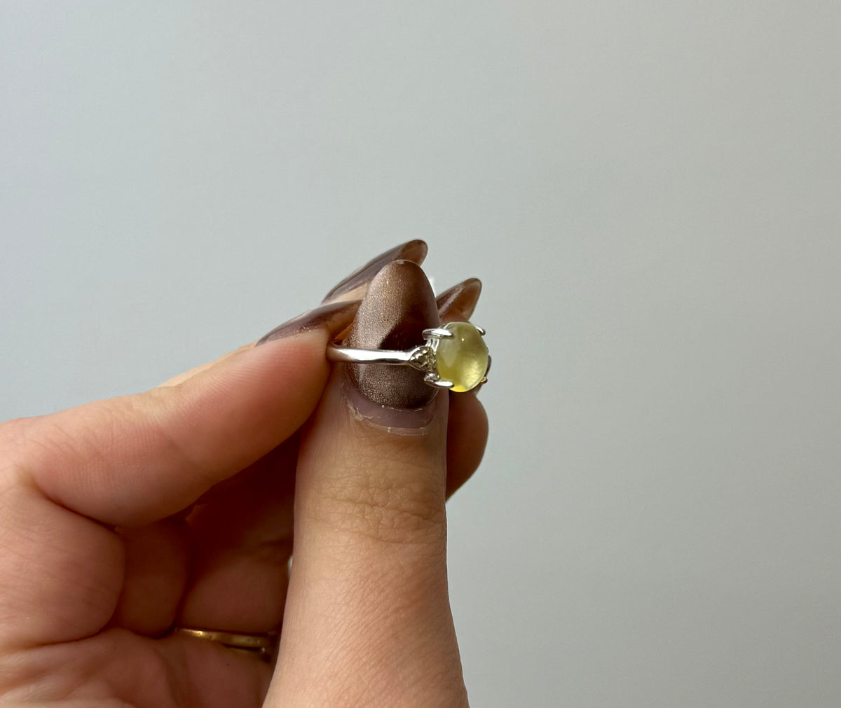 Prehnite adjustable ring