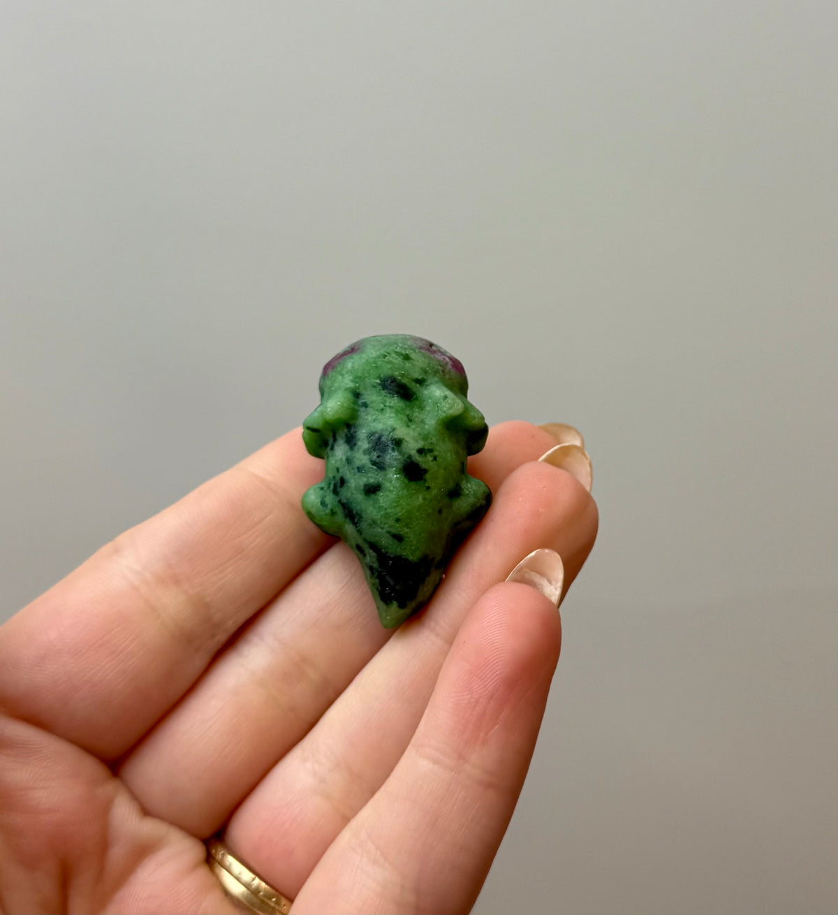 Ruby zoisite axolotl carving ￼