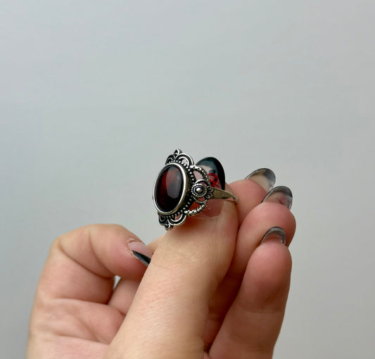Manmade material adjustable rings